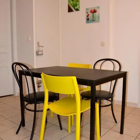 Appart 2 Chambres, Entre Gare Sncf Et Hypercentre 公寓 *